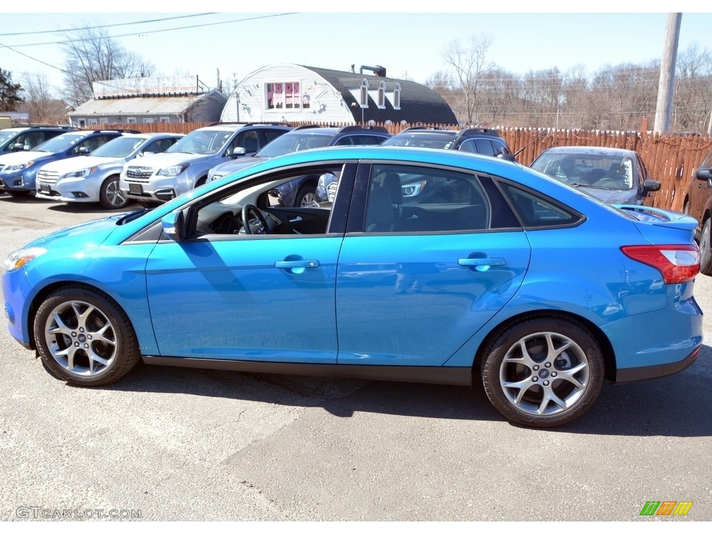 2014 Focus SE Sedan - Performance Blue / Charcoal Black photo #11