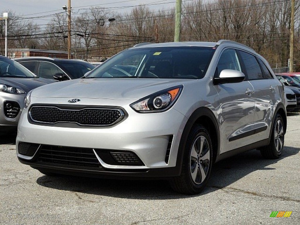 2017 Kia Niro LX Hybrid Exterior Photos