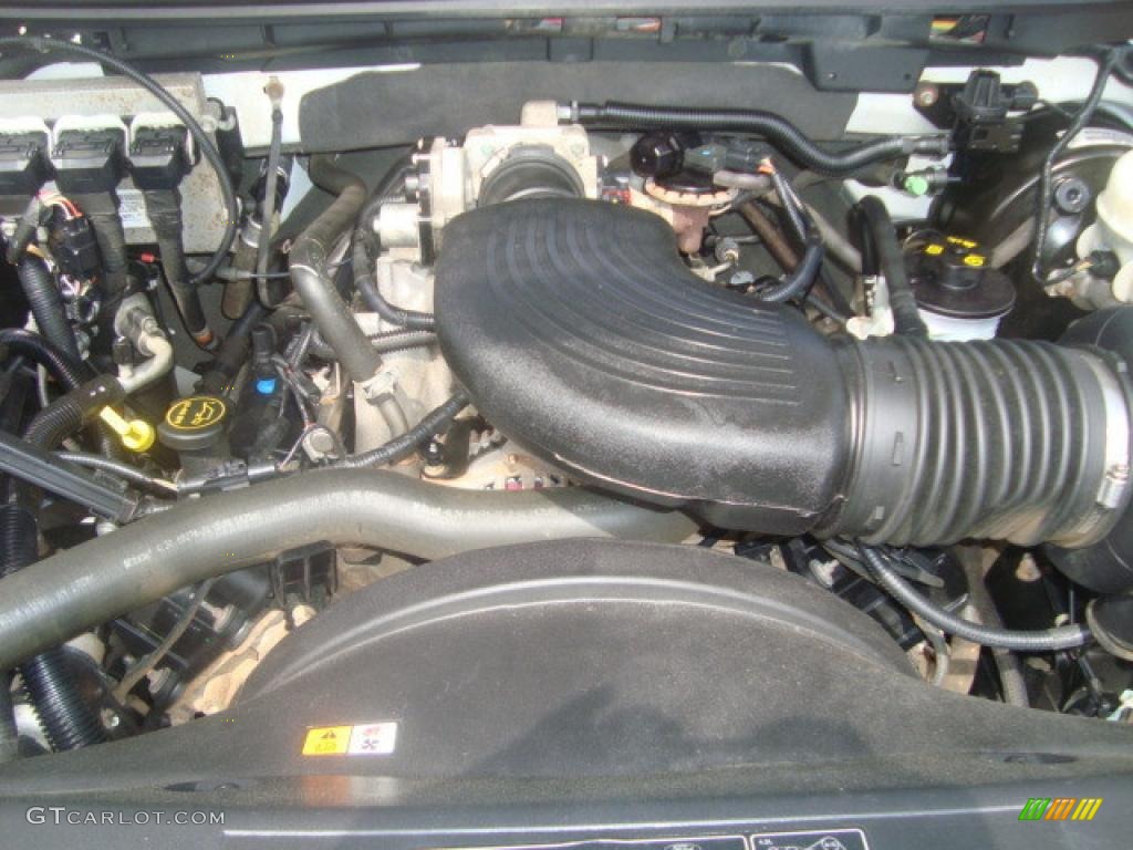 2006 F150 XLT SuperCab 4x4 - Oxford White / Medium Flint photo #22