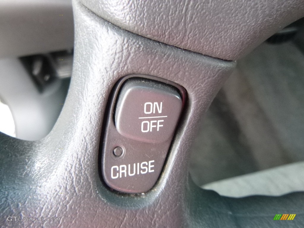 2005 LeSabre Custom - White Opal / Graphite photo #26
