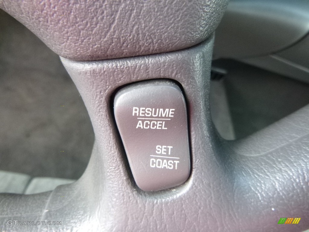 2005 LeSabre Custom - White Opal / Graphite photo #27
