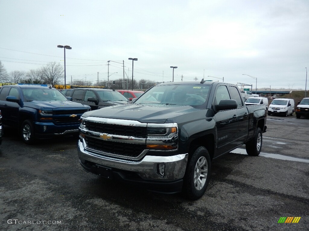 2017 Silverado 1500 LT Double Cab 4x4 - Graphite Metallic / Jet Black photo #1