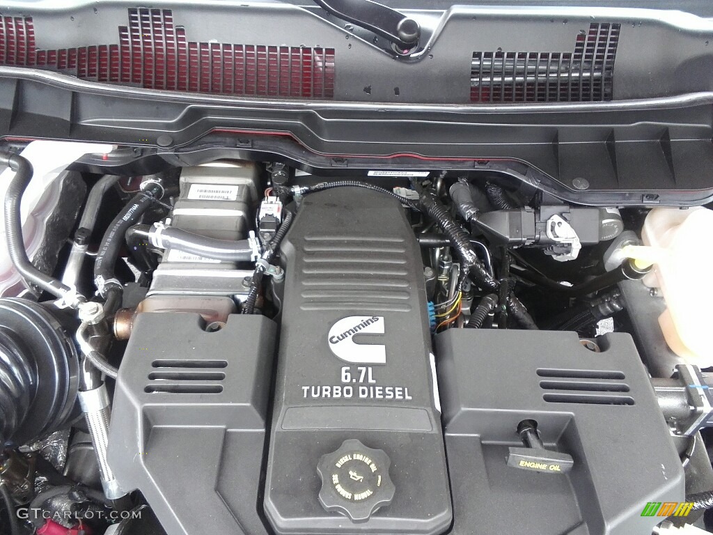 2017 Ram 4500 Tradesman Crew Cab 4x4 Chassis 6.7 Liter OHV 24-Valve Cummins Turbo-Diesel Inline 6 Cylinder Engine Photo #119498229