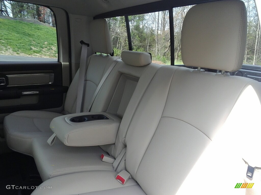 2017 1500 Laramie Crew Cab 4x4 - Granite Crystal Metallic / Canyon Brown/Light Frost Beige photo #31