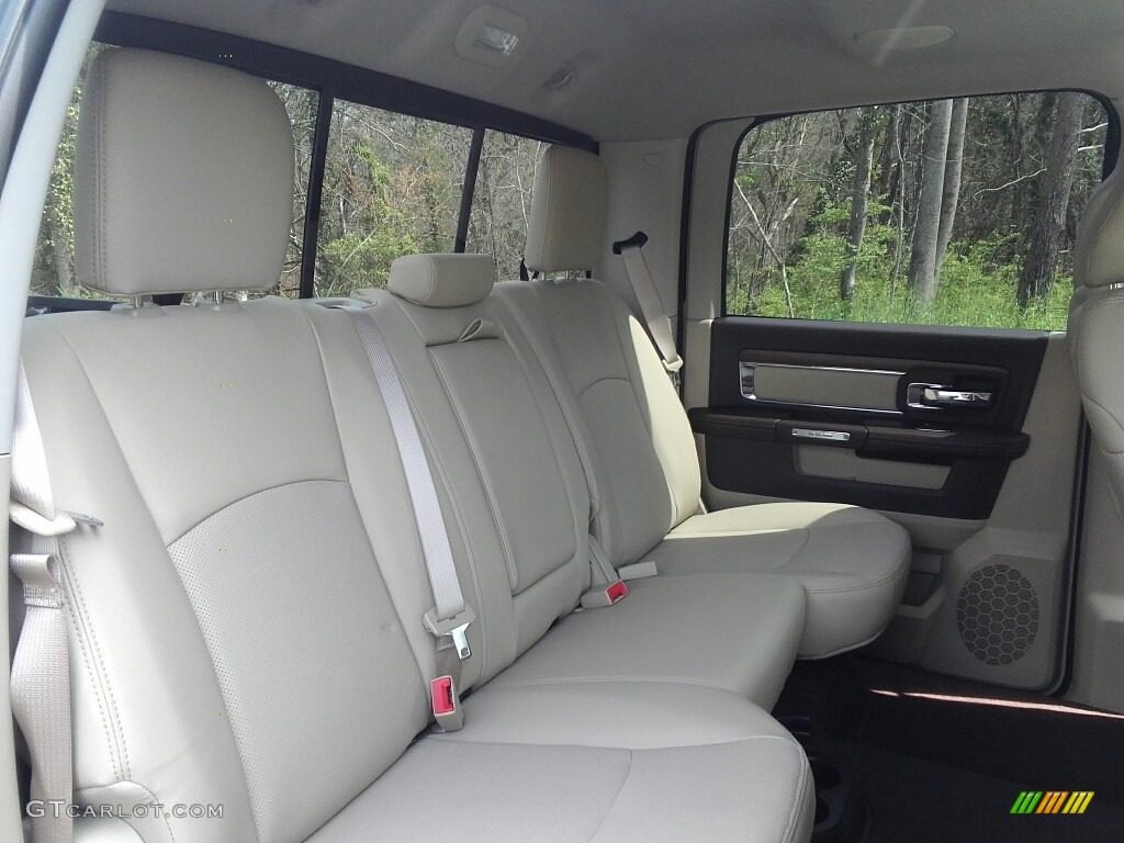 2017 1500 Laramie Crew Cab 4x4 - Granite Crystal Metallic / Canyon Brown/Light Frost Beige photo #33