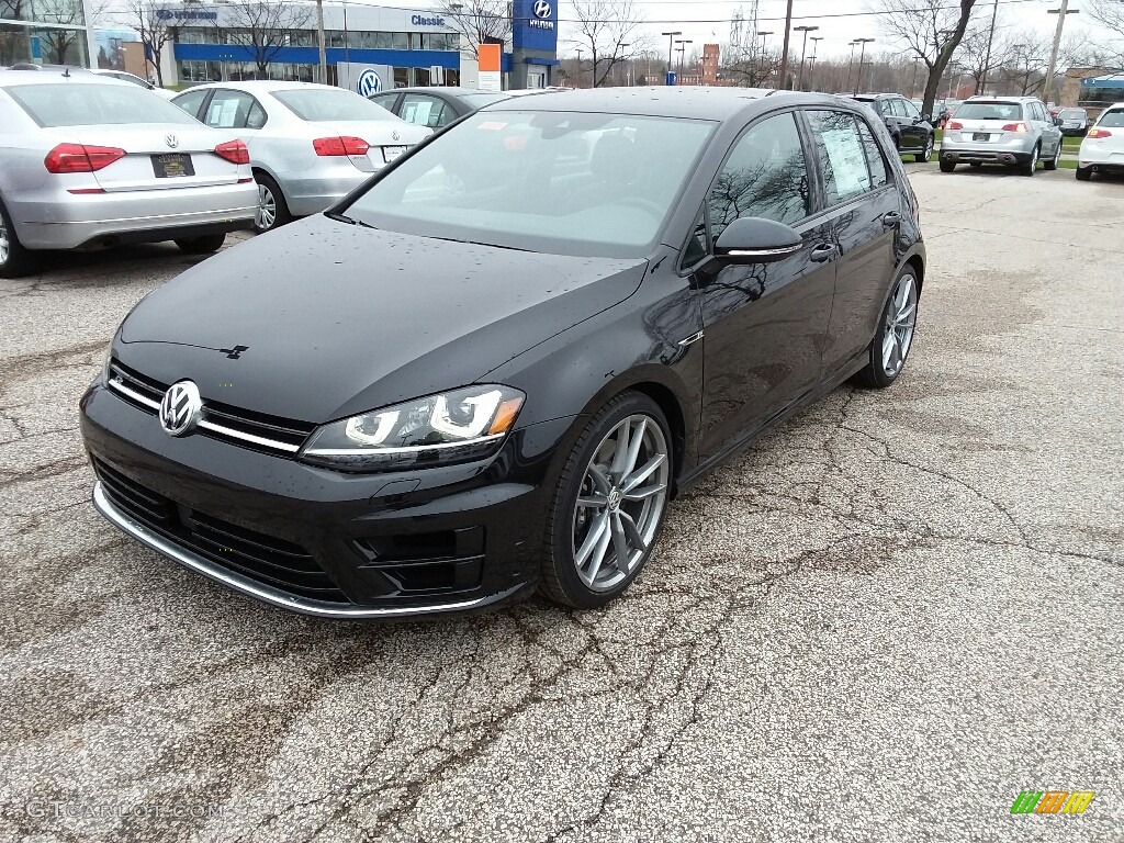 2017 Golf R 4Motion w/DCC. Nav. - Deep Black Pearl / Black photo #1