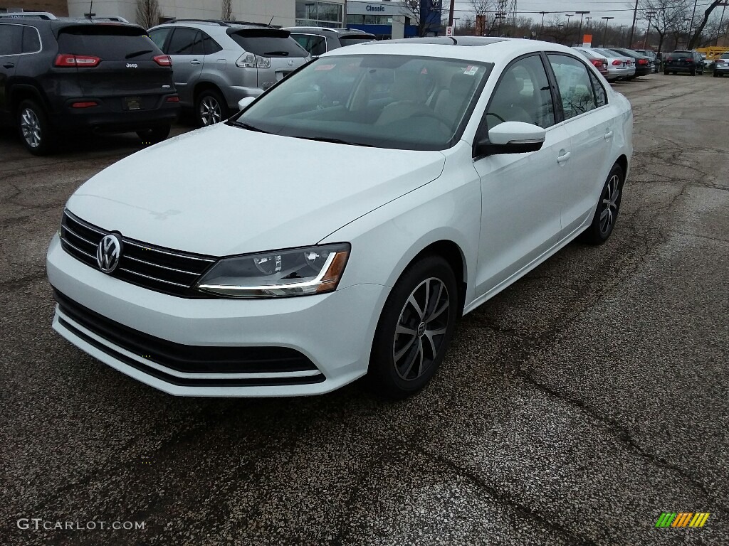 2017 Jetta SE - Pure White / Cornsilk Beige photo #1