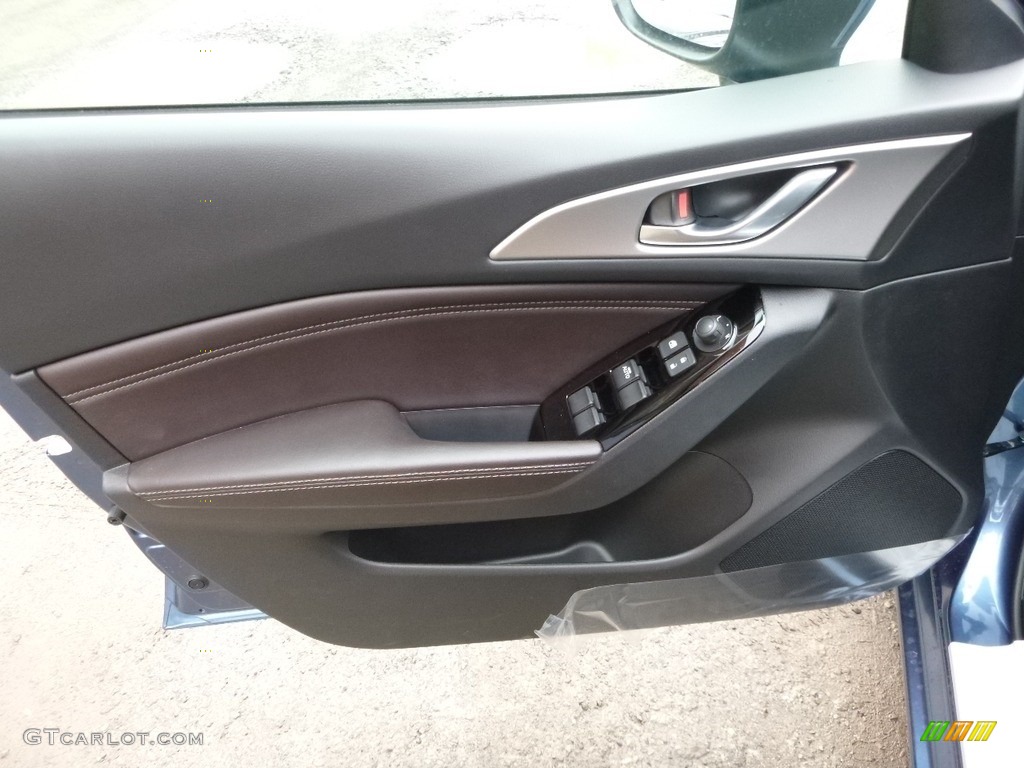 2017 Mazda MAZDA3 Touring 5 Door Black Door Panel Photo #119506552