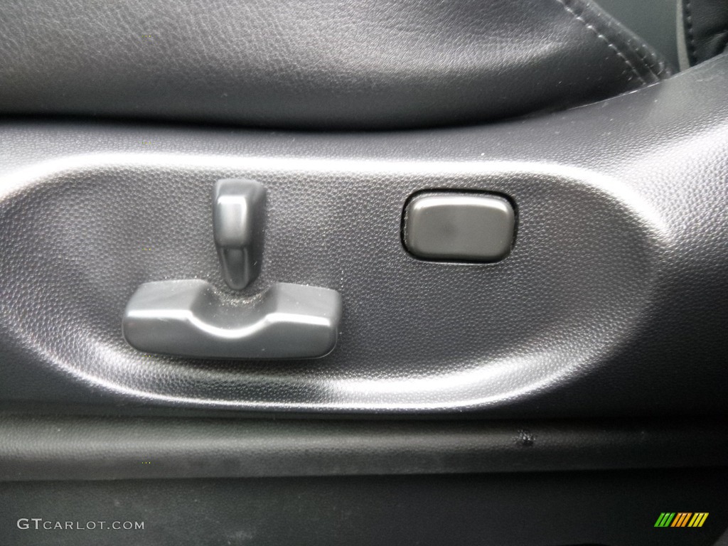 2011 CX-9 Touring AWD - Liquid Silver Metallic / Black photo #22