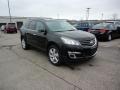 Mosaic Black Metallic - Traverse LT Photo No. 3