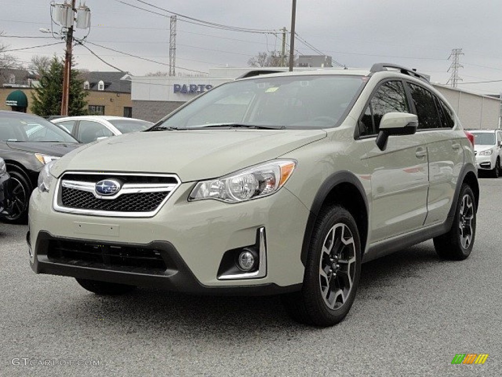2017 Crosstrek 2.0i Limited - Desert Khaki / Black photo #3