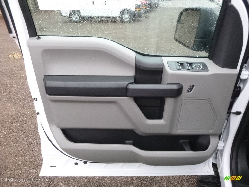 2017 F150 XL SuperCrew 4x4 - Oxford White / Black photo #13