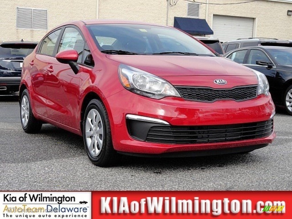2017 Rio LX Sedan - Signal Red / Beige photo #1