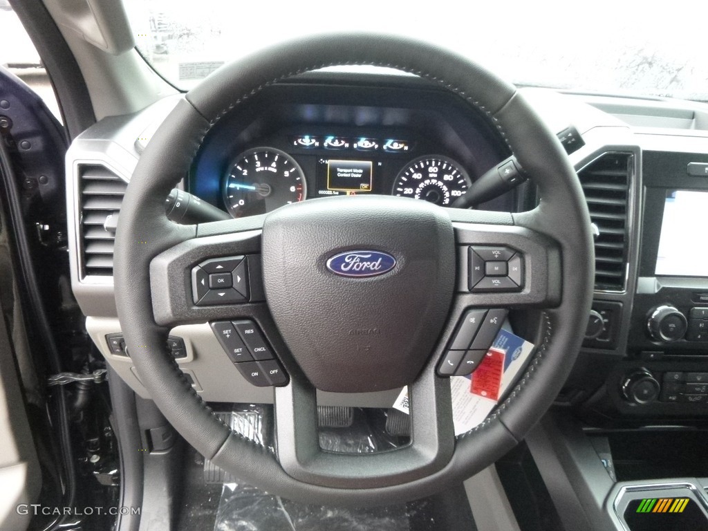 2017 F150 XLT SuperCab 4x4 - Shadow Black / Earth Gray photo #16