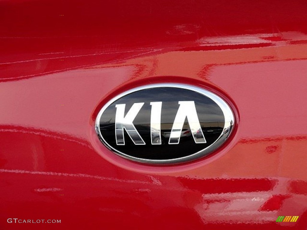 2017 Rio LX Sedan - Signal Red / Beige photo #23