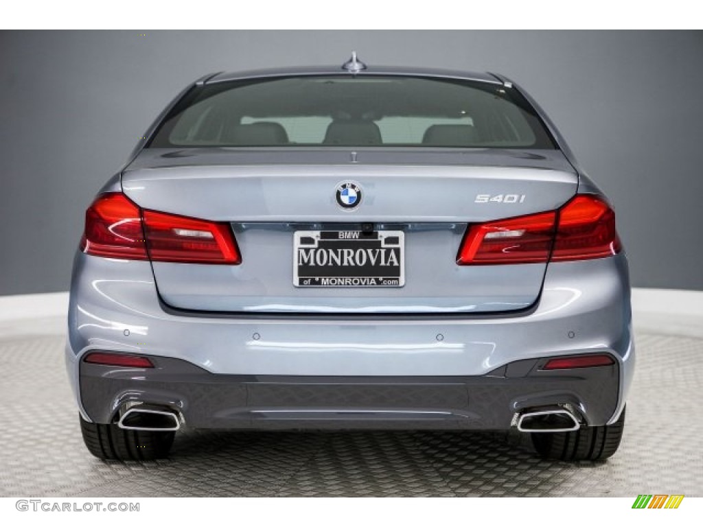 2017 5 Series 540i Sedan - Bluestone Metallic / Black photo #4