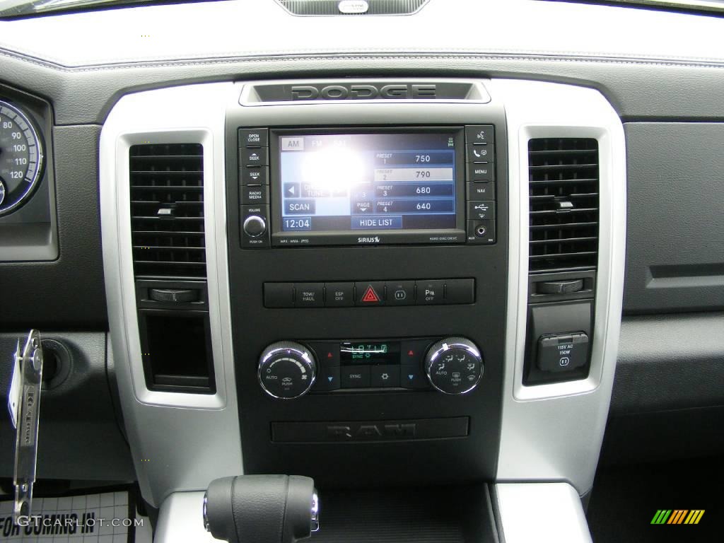 2009 Ram 1500 Sport Crew Cab - Brilliant Black Crystal Pearl / Dark Slate Gray photo #10