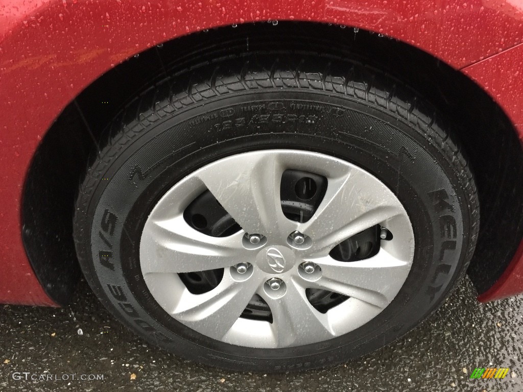 2016 Elantra SE - Red / Gray photo #25
