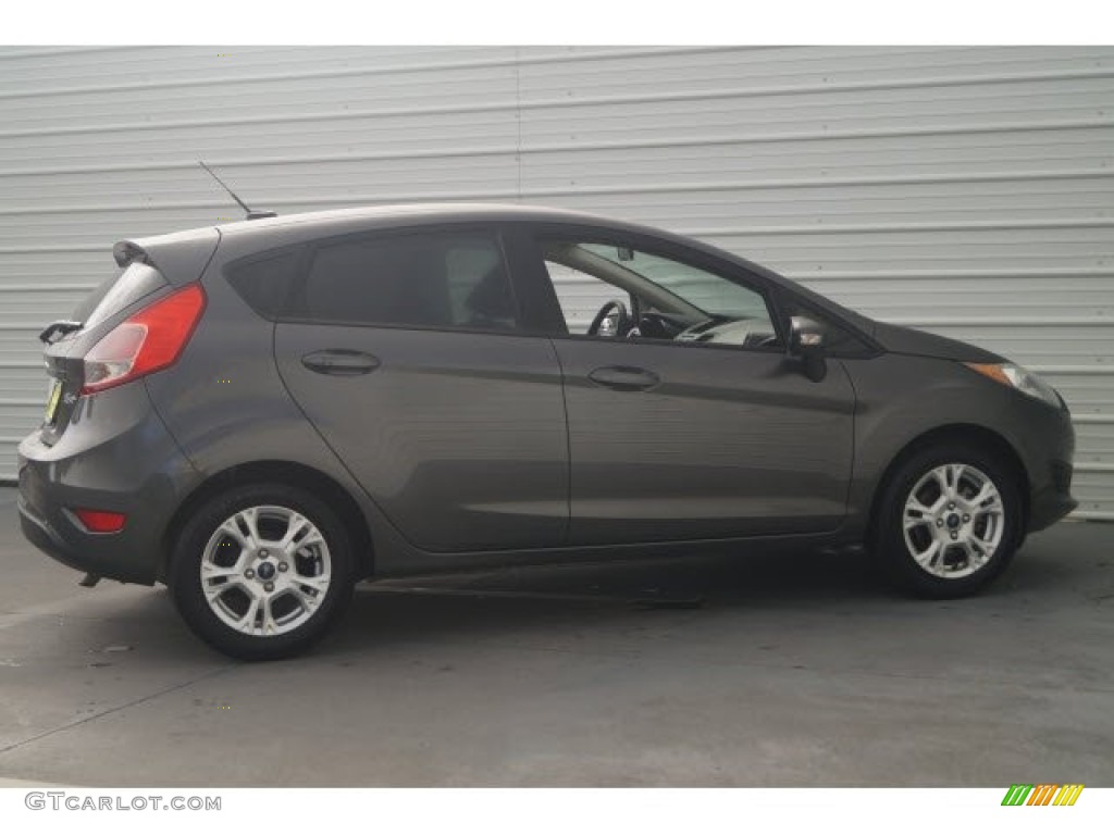 2015 Fiesta SE Hatchback - Magnetic Metallic / Charcoal Black photo #8