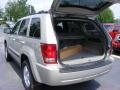 Light Graystone Pearl - Grand Cherokee Laredo Photo No. 8
