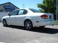 Ivory White Pearl - I 35 Photo No. 2