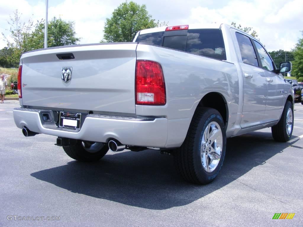 2009 Ram 1500 Sport Crew Cab - Bright Silver Metallic / Dark Slate Gray photo #3