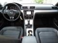 Black - Passat 2.5L SE Photo No. 4