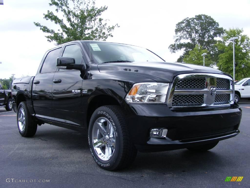 2009 Ram 1500 Sport Crew Cab 4x4 - Brilliant Black Crystal Pearl / Dark Slate Gray photo #4