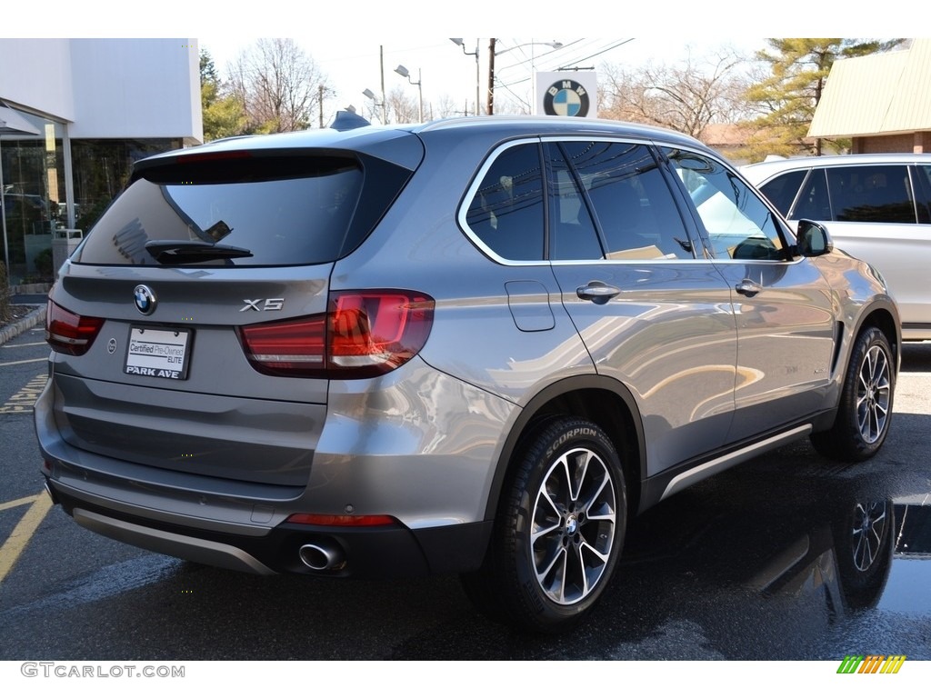 2017 X5 xDrive35i - Space Gray Metallic / Black photo #3