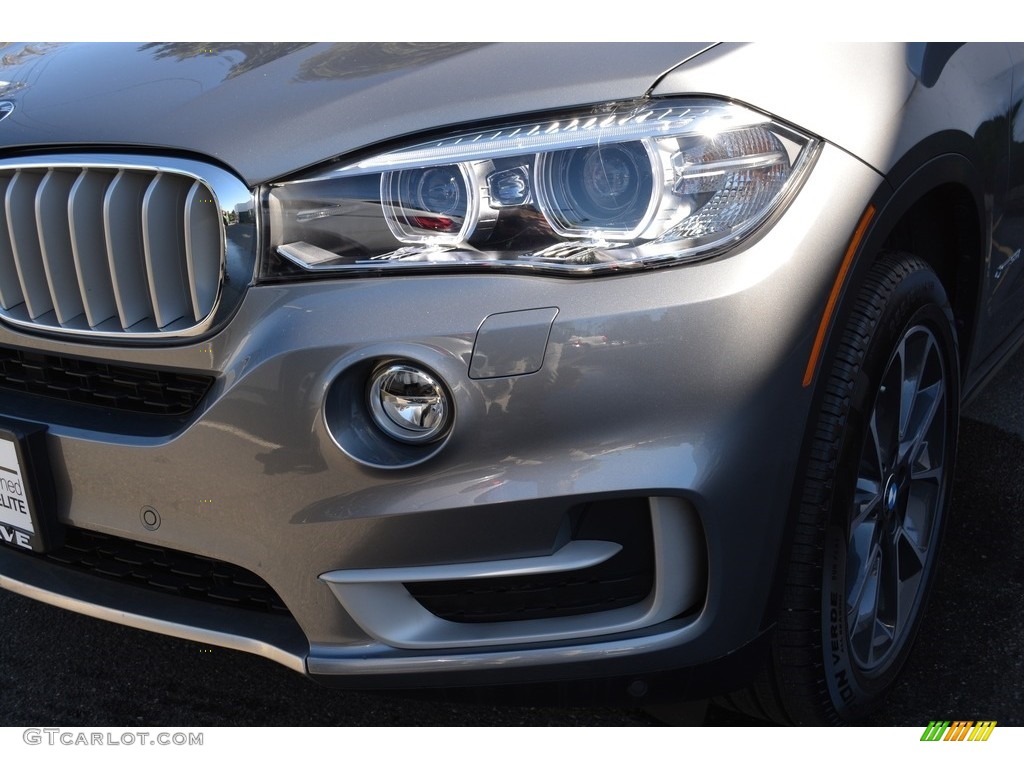 2017 X5 xDrive35i - Space Gray Metallic / Black photo #32