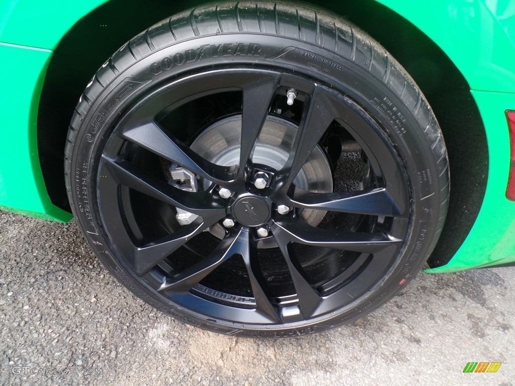 2017 Chevrolet Camaro LT Coupe Wheel Photo #119551246