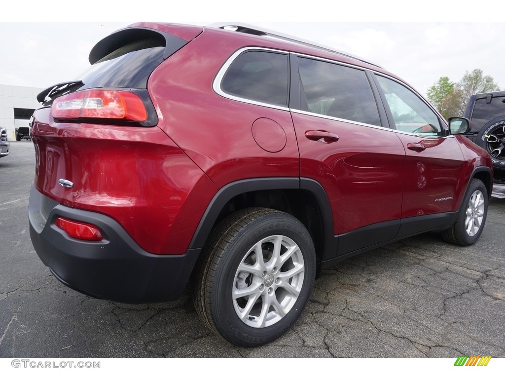 2017 Cherokee Latitude - Deep Cherry Red Crystal Pearl / Black/Light Frost Beige photo #3