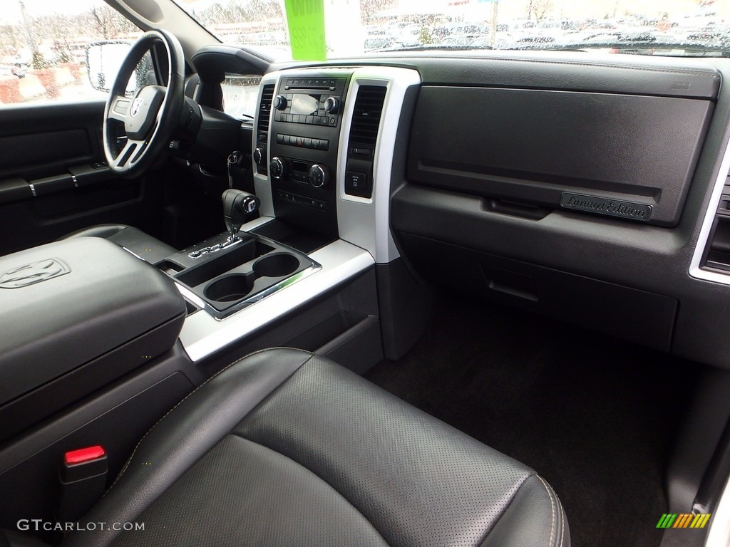 2009 Ram 1500 SLT Crew Cab 4x4 - Stone White / Dark Slate Gray photo #15