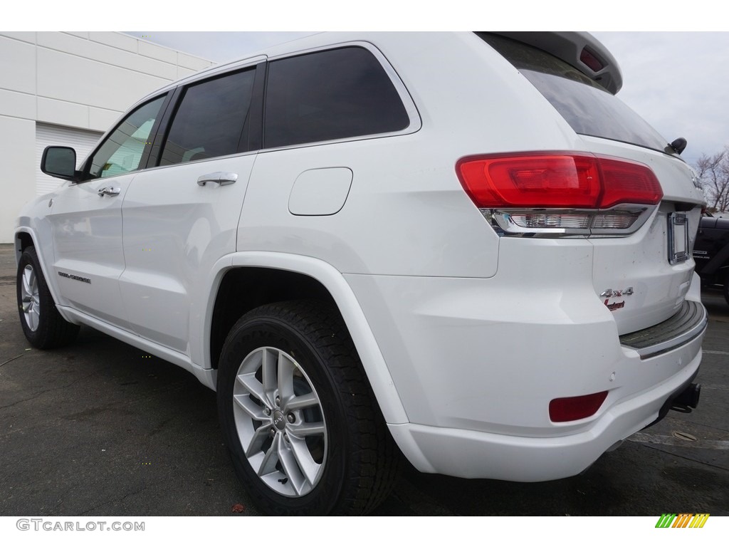 2017 Grand Cherokee Overland 4x4 - Bright White / Black/Light Frost Beige photo #2