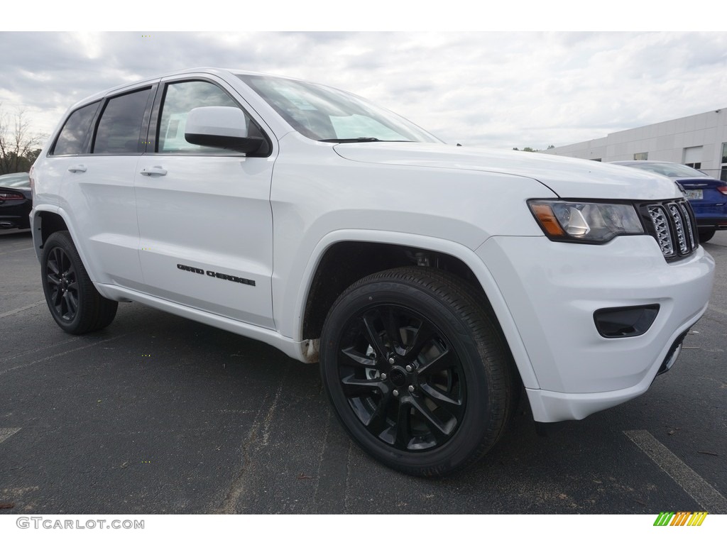 2017 Grand Cherokee Laredo 4x4 - Bright White / Black photo #4
