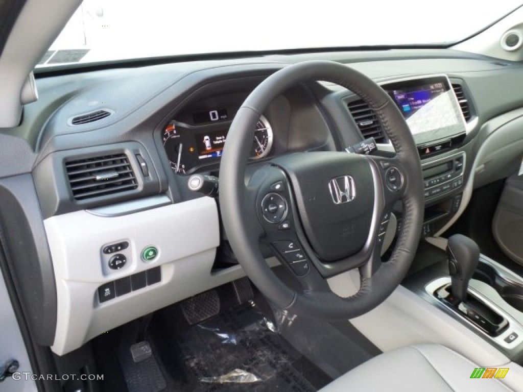 2017 Pilot EX-L AWD - Lunar Silver Metallic / Gray photo #9