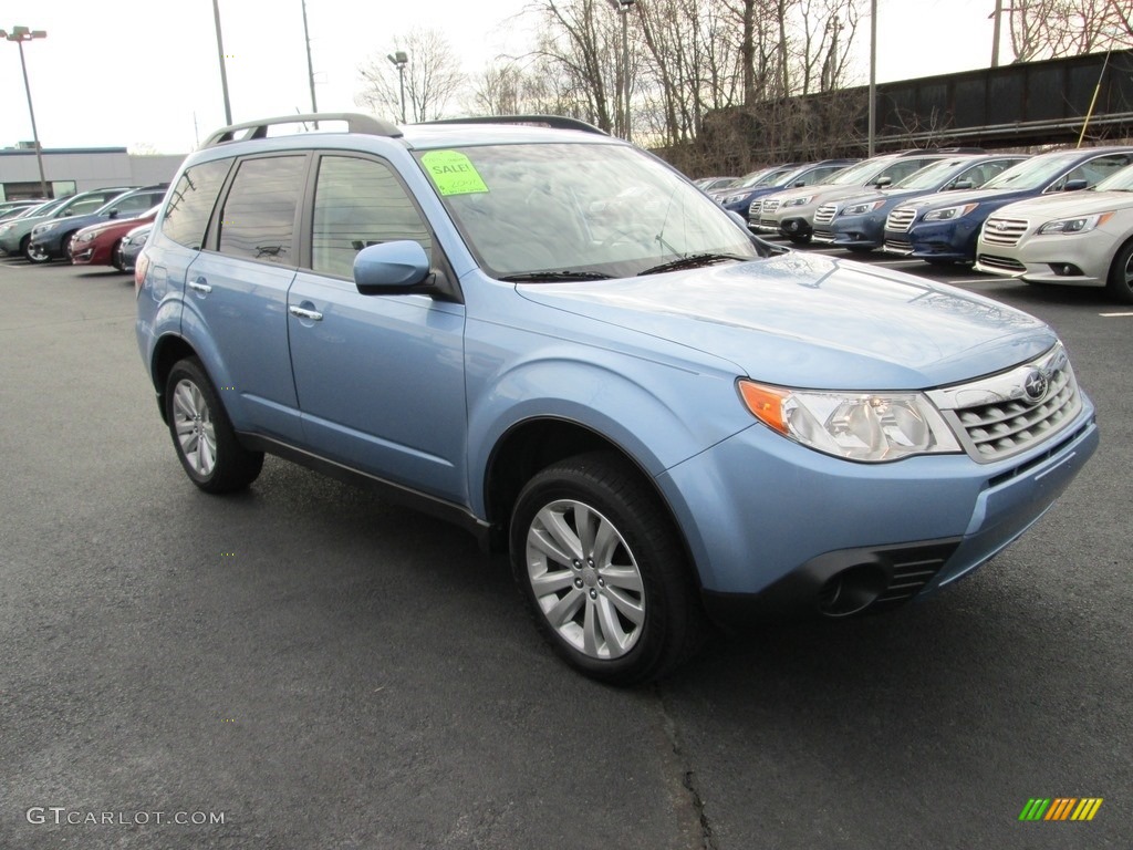 2012 Forester 2.5 X Premium - Ice Blue Metallic / Platinum photo #4