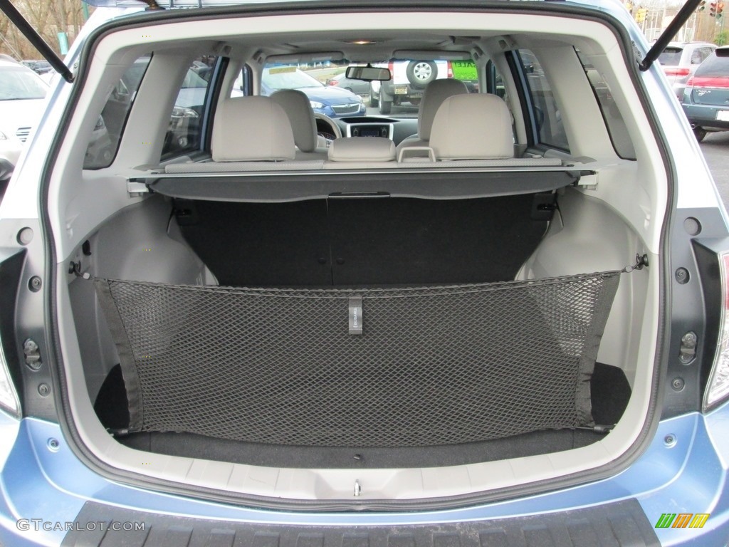 2012 Forester 2.5 X Premium - Ice Blue Metallic / Platinum photo #19