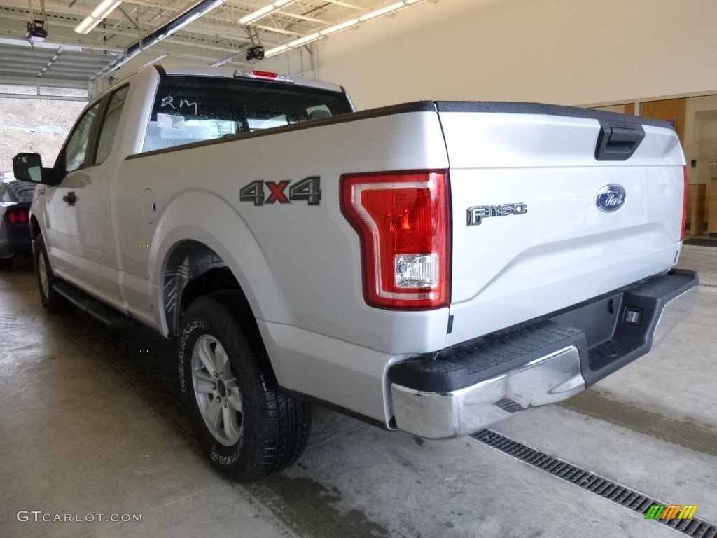 2017 F150 XL SuperCab 4x4 - Ingot Silver / Earth Gray photo #3