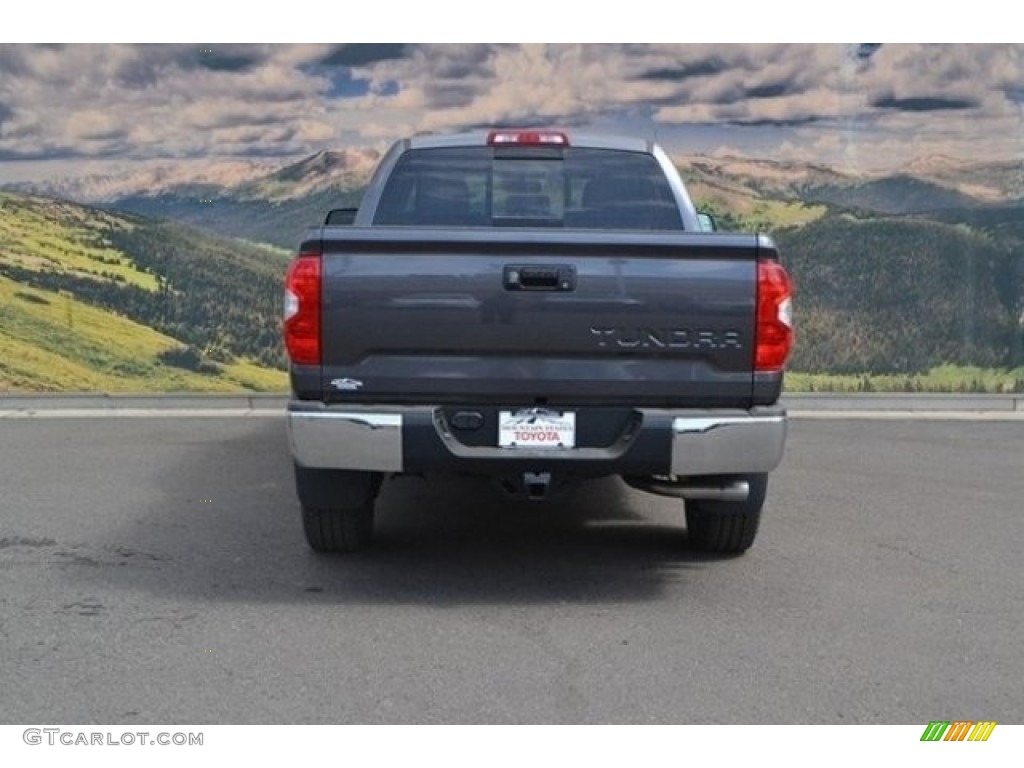 2017 Tundra SR5 Double Cab 4x4 - Magnetic Gray Metallic / Graphite photo #4