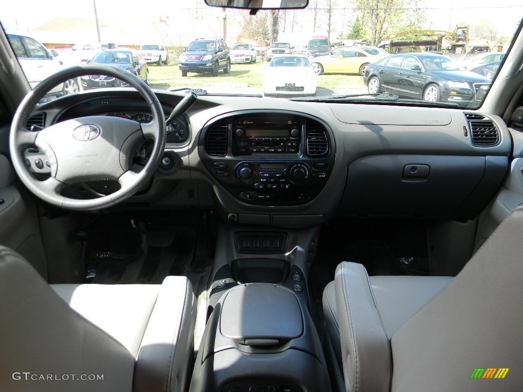 2007 Sequoia SR5 4WD - Phantom Gray Pearl / Light Charcoal photo #13