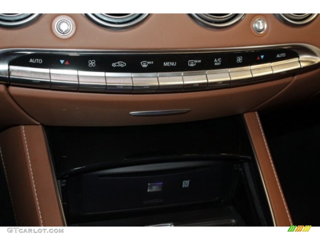 2017 Mercedes-Benz S 550 Cabriolet Controls Photo #119583087