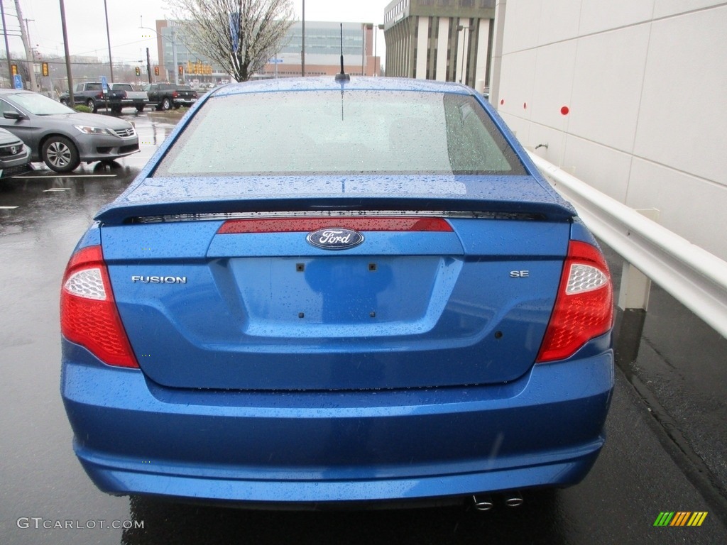 2011 Fusion SE - Blue Flame Metallic / Charcoal Black photo #5