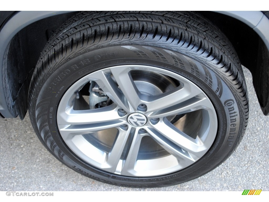 2017 Volkswagen Tiguan Sport Wheel Photos