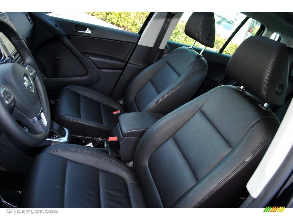 2017 Volkswagen Tiguan Sport Front Seat Photo #119583957