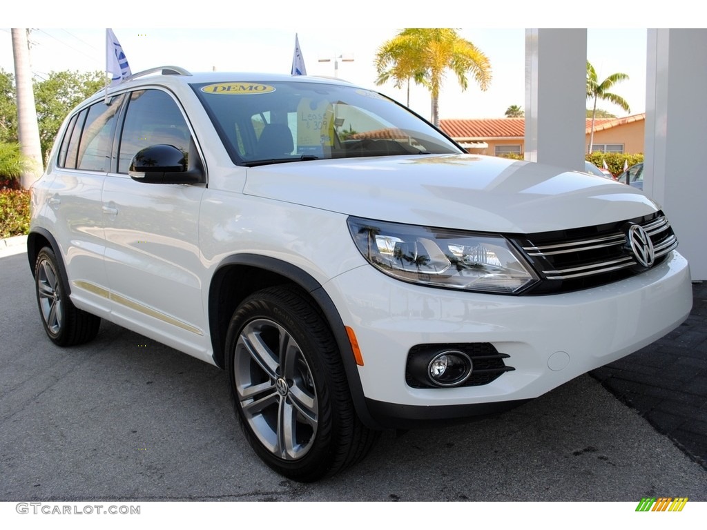 Pure White 2017 Volkswagen Tiguan Sport Exterior Photo #119585170