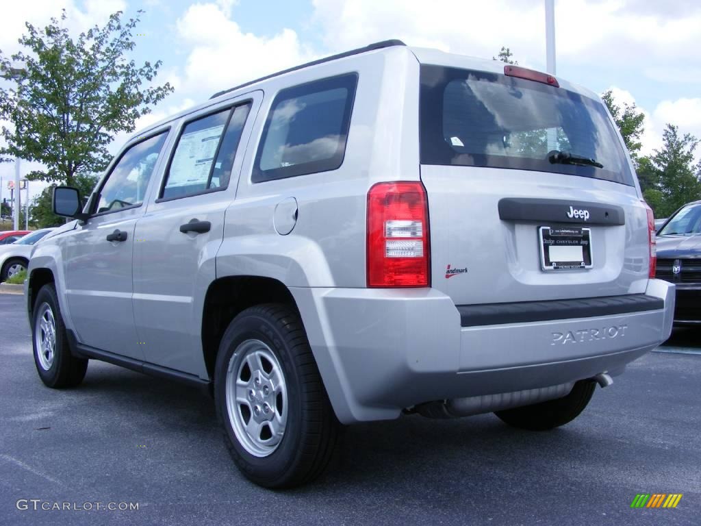 2009 Patriot Sport - Bright Silver Metallic / Dark Slate Gray/Medium Slate Gray photo #2