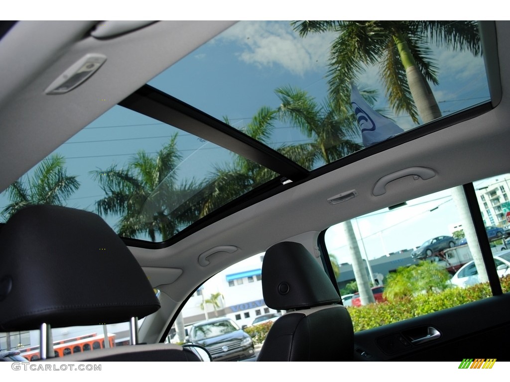2017 Volkswagen Tiguan Wolfsburg Sunroof Photo #119586000