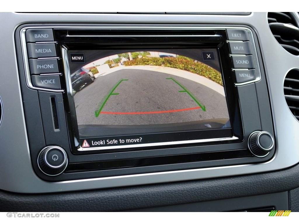 2017 Volkswagen Tiguan Wolfsburg Controls Photos