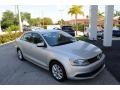 2014 Reflex Silver Metallic Volkswagen Jetta SE Sedan  photo #1